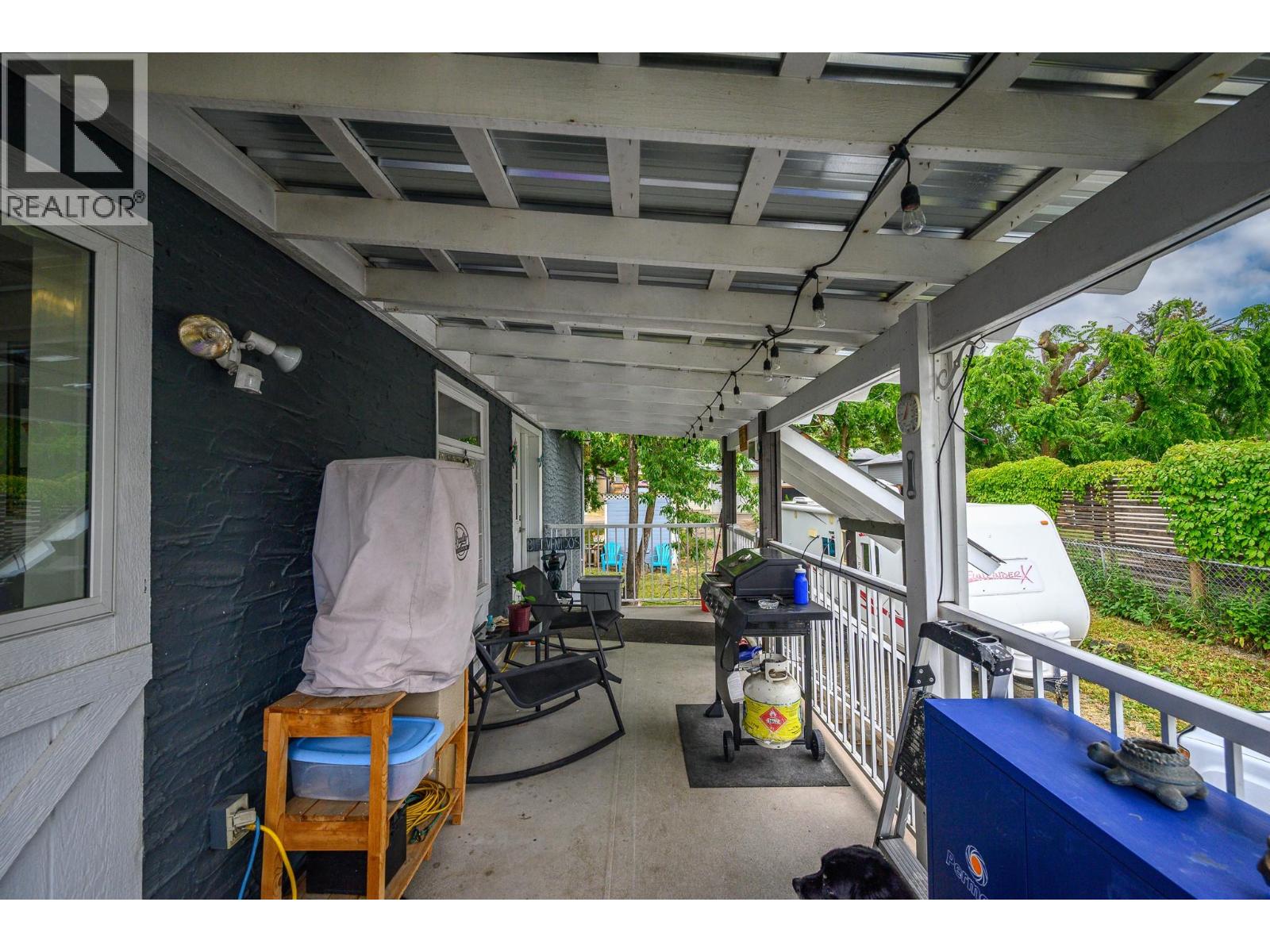 1906 32 Avenue, Vernon, British Columbia  V1T 2J7 - Photo 37 - 10390821