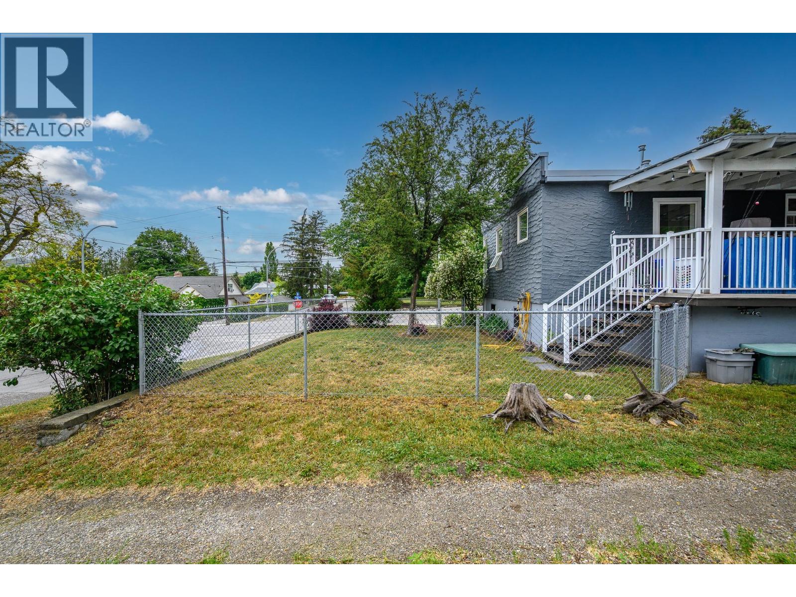 1906 32 Avenue, Vernon, British Columbia  V1T 2J7 - Photo 5 - 10390821
