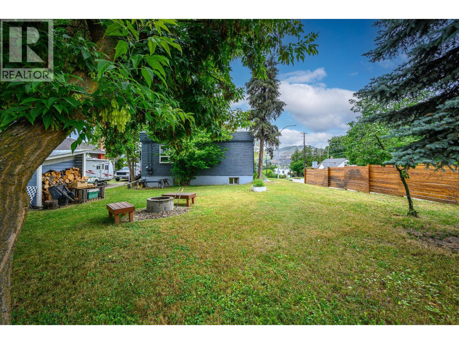 1906 32 Avenue, Vernon, British Columbia  V1T 2J7 - Photo 7 - 10390821