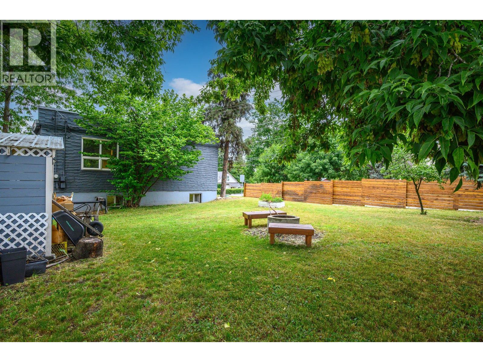 1906 32 Avenue, Vernon, British Columbia  V1T 2J7 - Photo 8 - 10390821