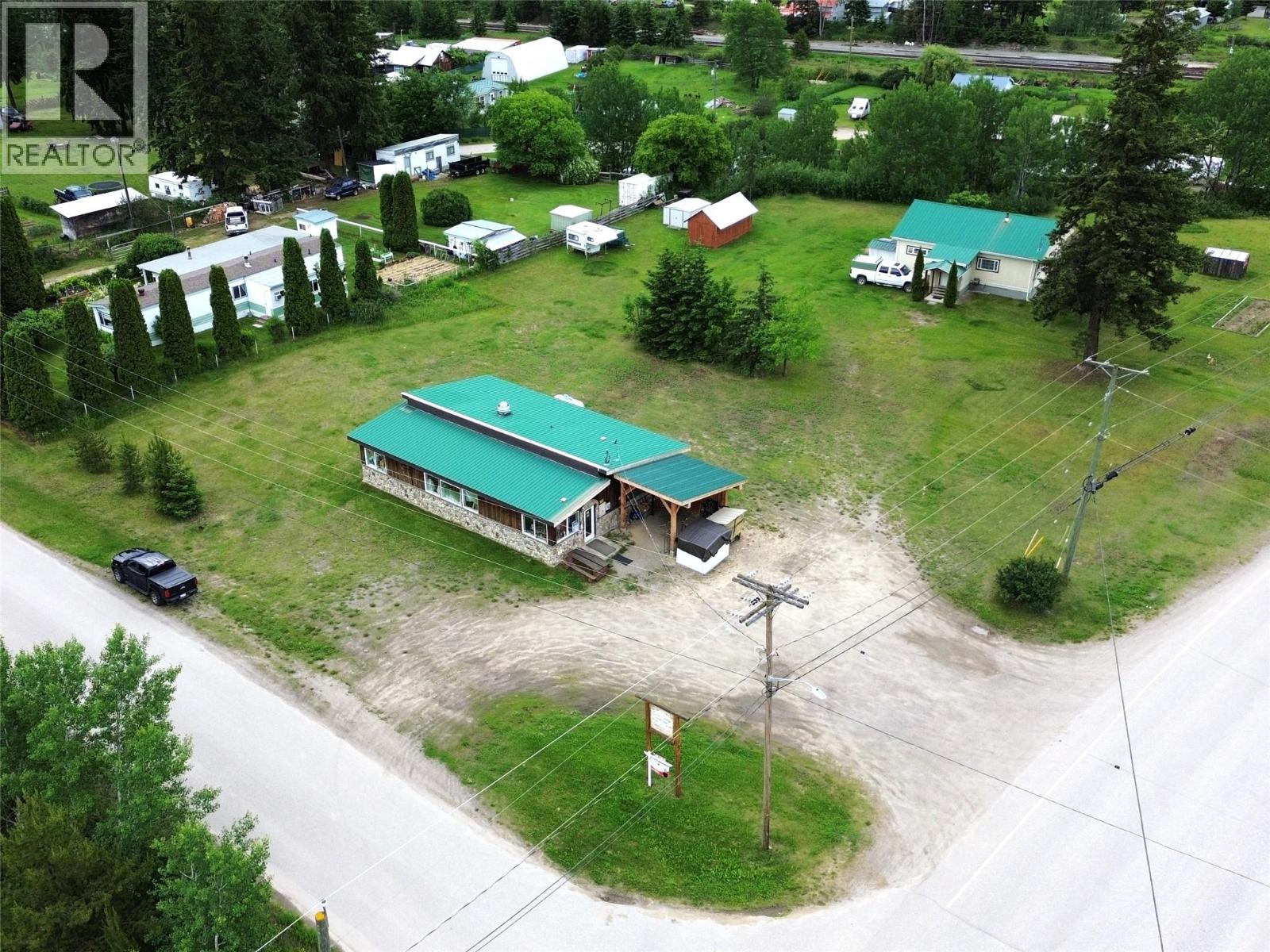 124 Vavenby Bridge Road, Vavenby, British Columbia  V0E 3A0 - Photo 12 - 10390731