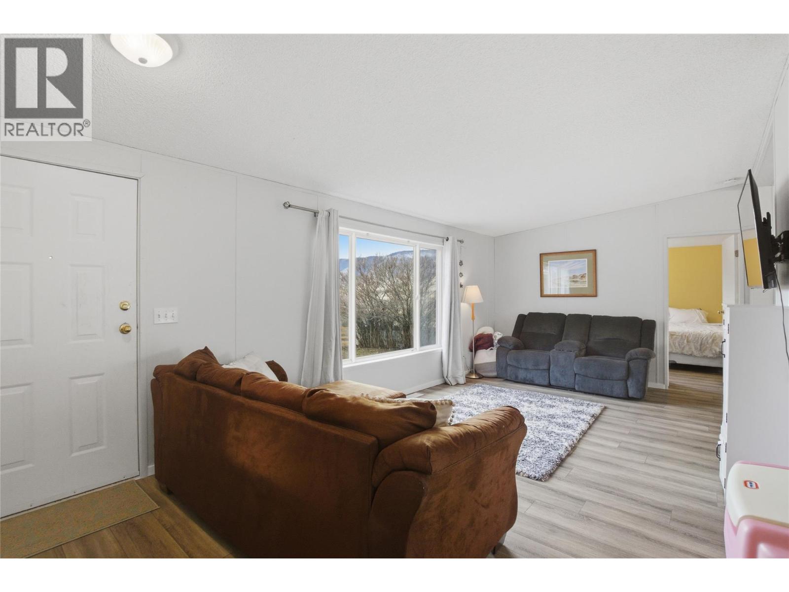 779 Klahanie Drive, Kamloops, British Columbia  V2C 5R1 - Photo 10 - 10391157