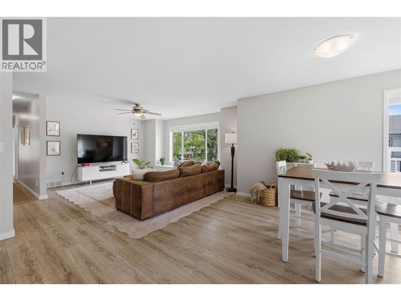 935 Maygard Road, Kelowna, British Columbia  V1X 5X1 - Photo 22 - 10391113