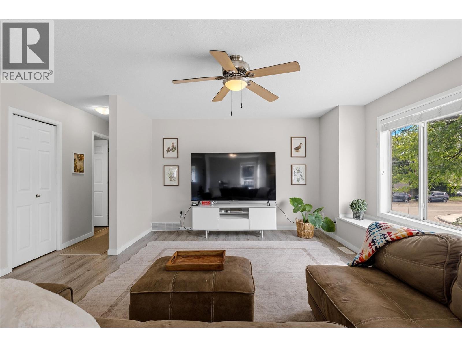 935 Maygard Road, Kelowna, British Columbia  V1X 5X1 - Photo 25 - 10391113