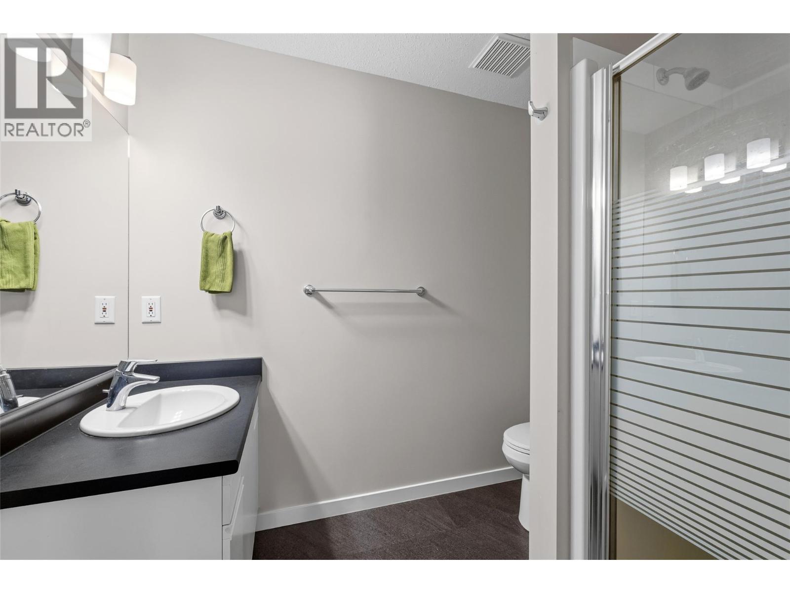 935 Maygard Road, Kelowna, British Columbia  V1X 5X1 - Photo 32 - 10391113