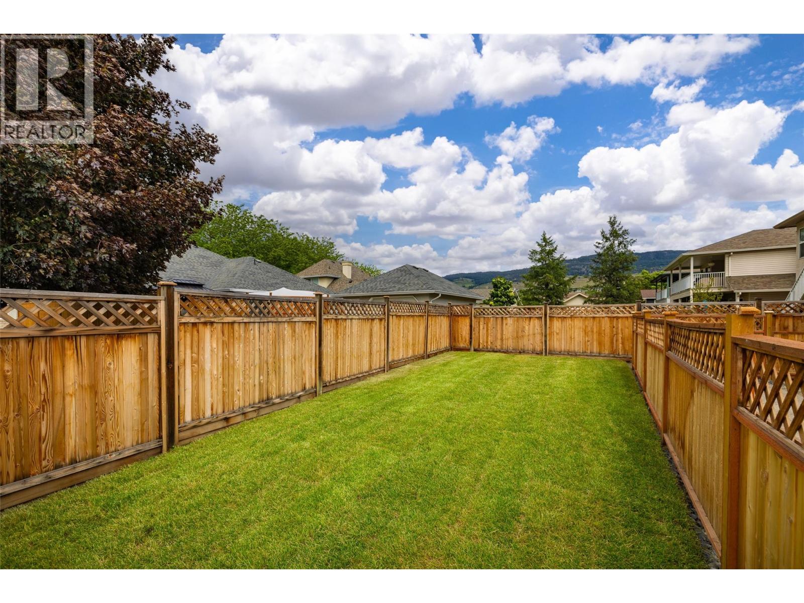 935 Maygard Road, Kelowna, British Columbia  V1X 5X1 - Photo 51 - 10391113