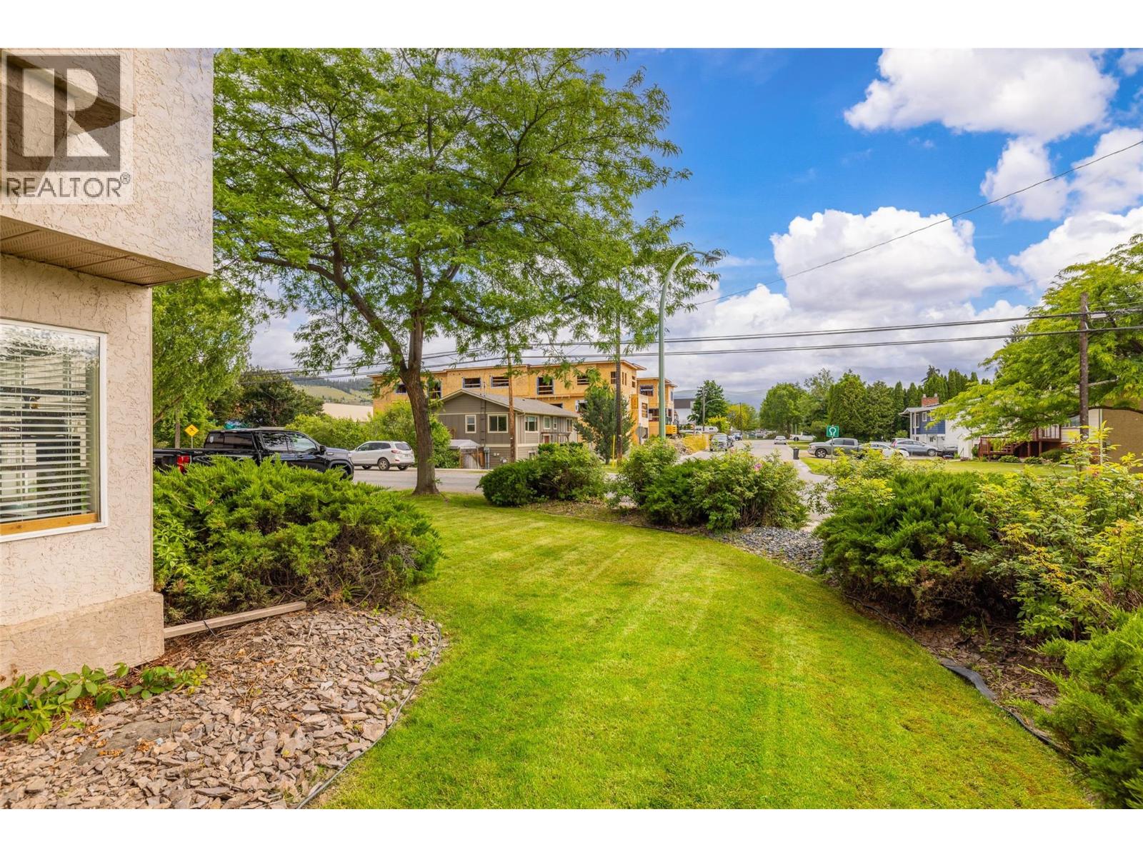 935 Maygard Road, Kelowna, British Columbia  V1X 5X1 - Photo 52 - 10391113