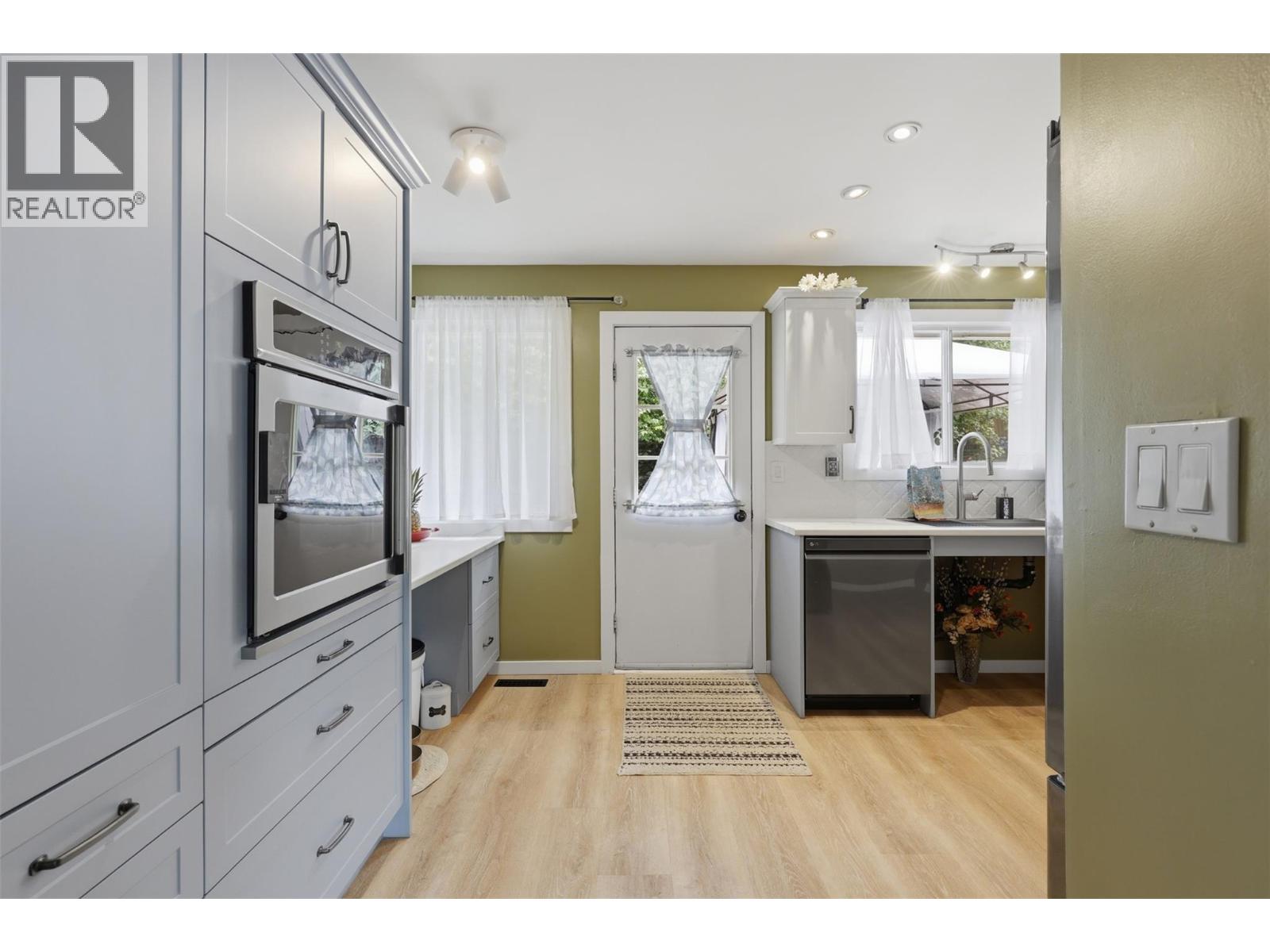 1681 Springhn Place Avenue, Kamloops, British Columbia  V2E 1C6 - Photo 16 - 10390719