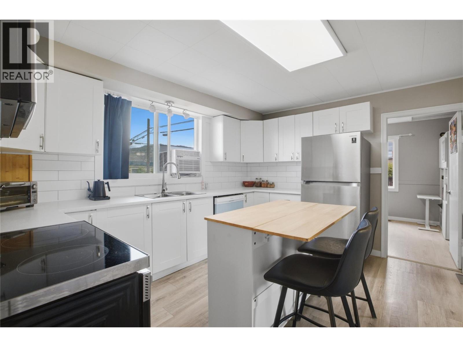 943 Surrey Avenue, Kamloops, British Columbia  V2B 1R1 - Photo 7 - 10391098