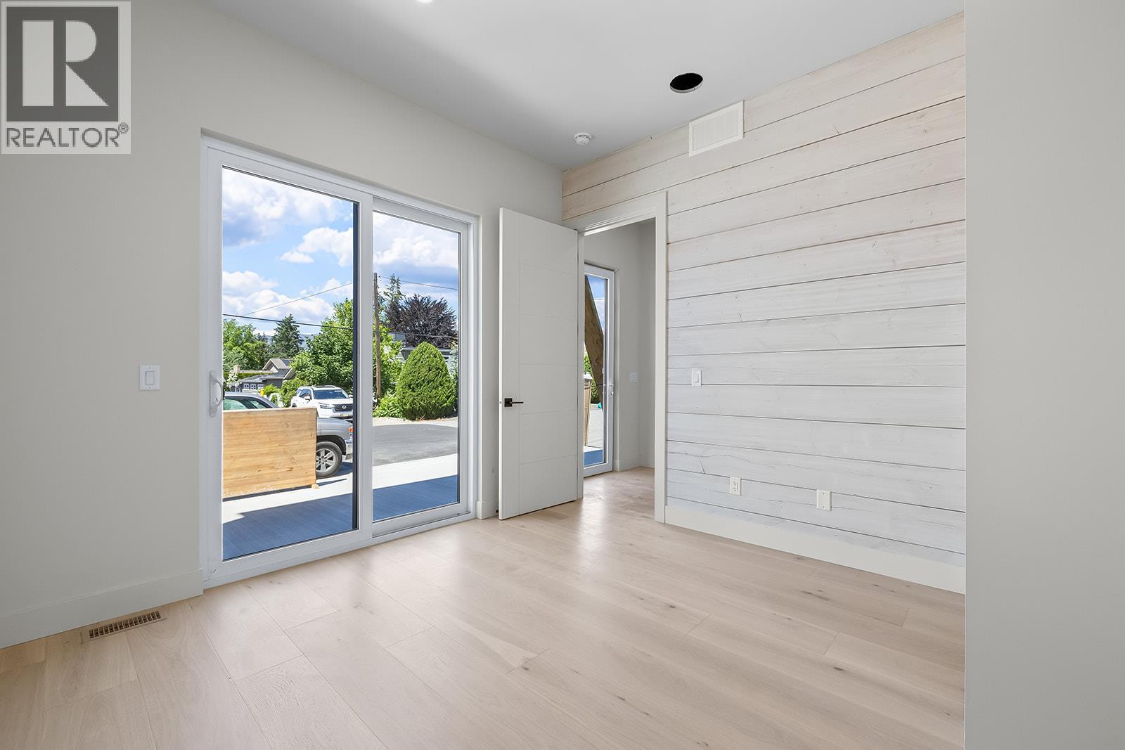 4495 Walker Road Unit# 1, Kelowna, British Columbia  V1W 1G8 - Photo 56 - 10391022