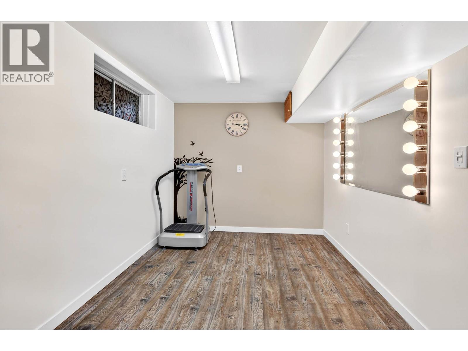 932 Renfrew Avenue, Kamloops, British Columbia  V2B 3X5 - Photo 33 - 10390845