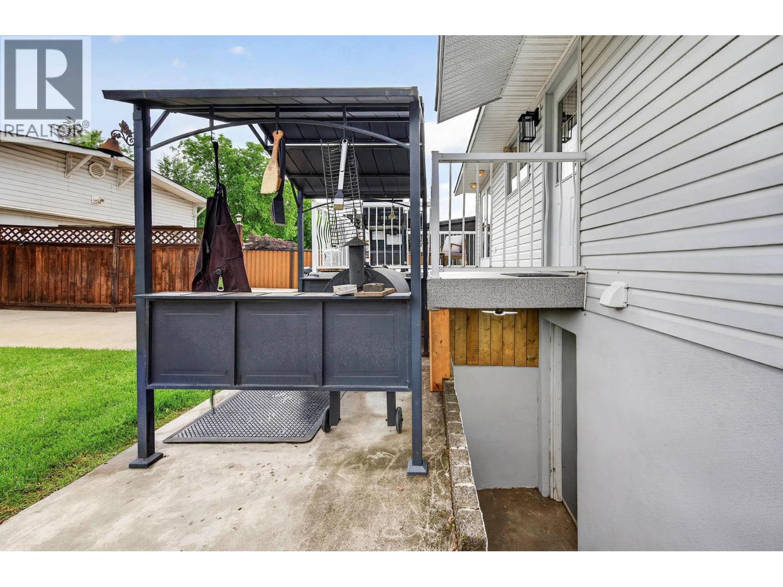 932 Renfrew Avenue, Kamloops, British Columbia  V2B 3X5 - Photo 38 - 10390845