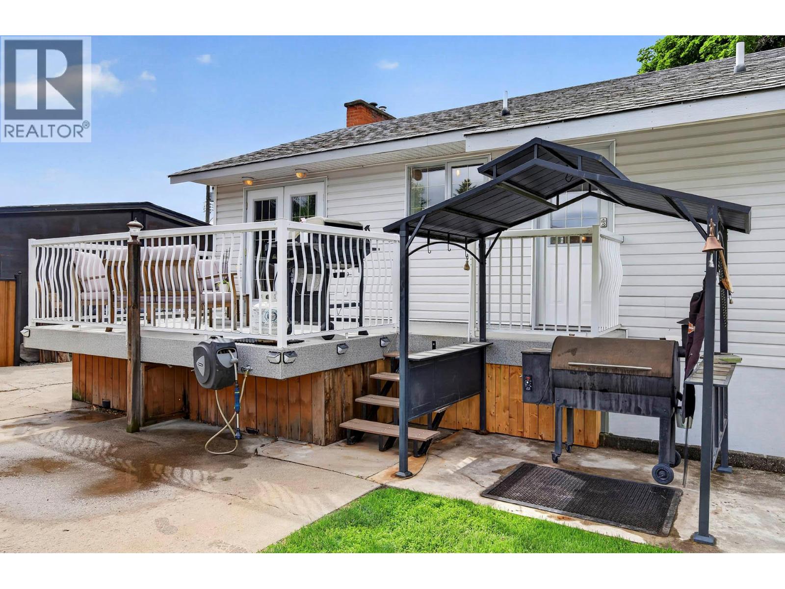932 Renfrew Avenue, Kamloops, British Columbia  V2B 3X5 - Photo 39 - 10390845