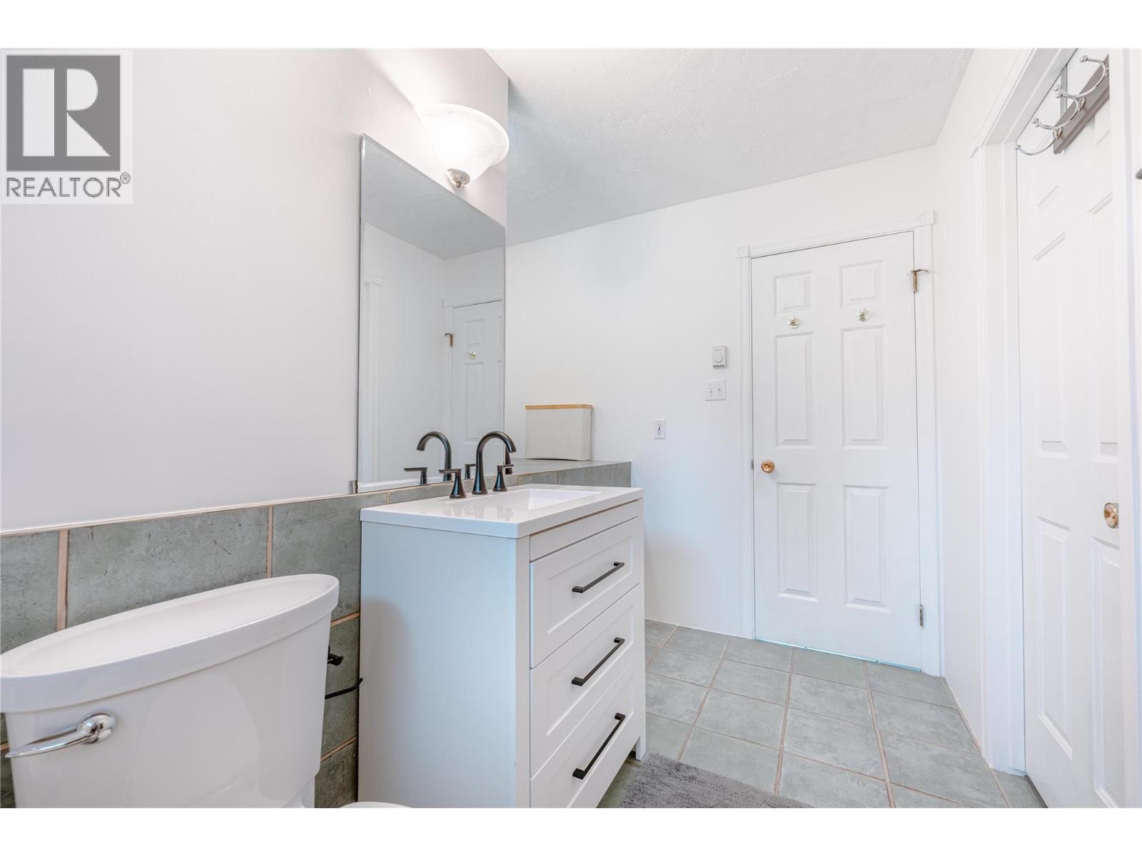 1897 Forest Drive, Revelstoke, British Columbia  V0E 2S1 - Photo 28 - 10389365