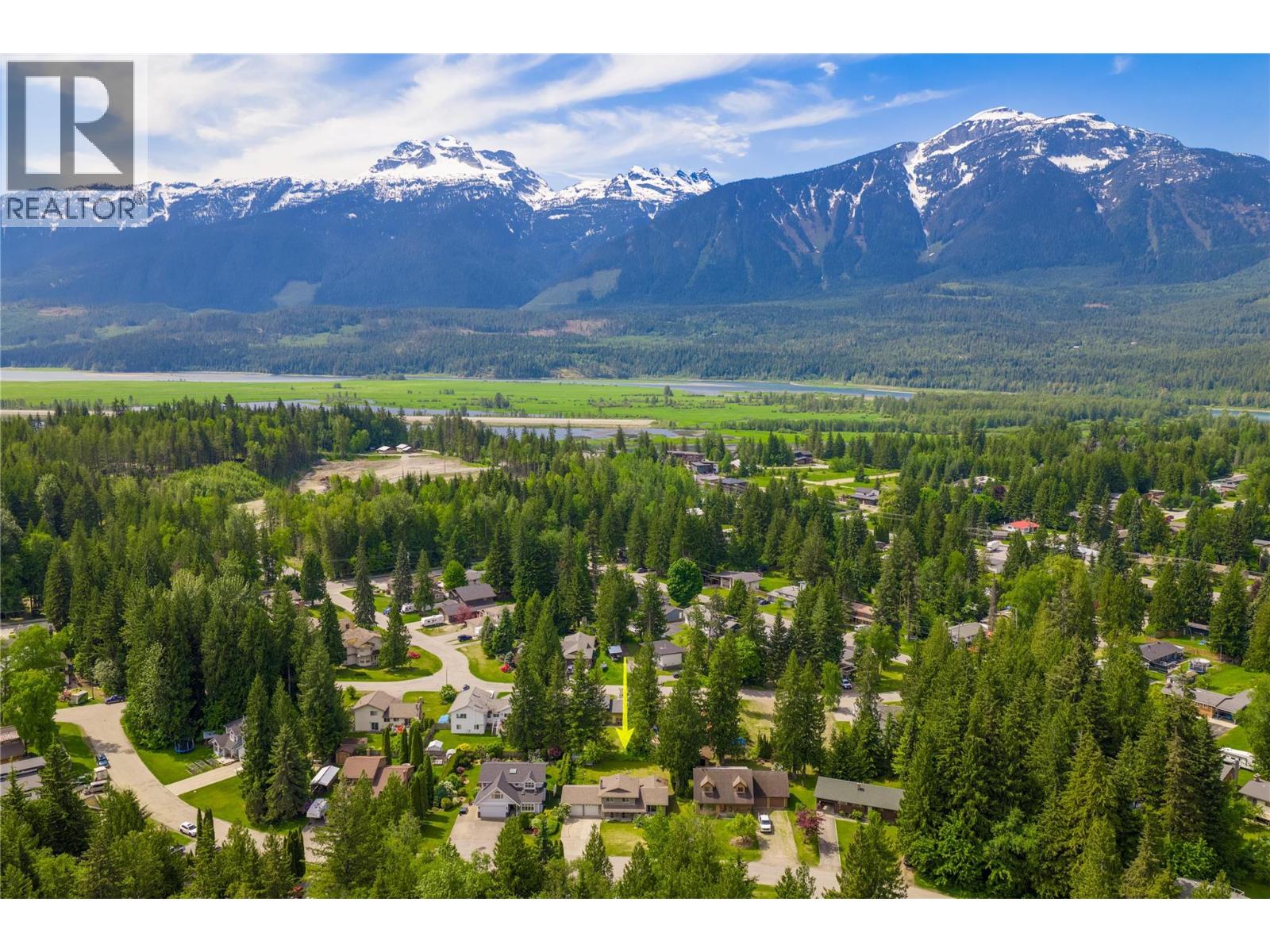 1897 Forest Drive, Revelstoke, British Columbia  V0E 2S1 - Photo 9 - 10389365