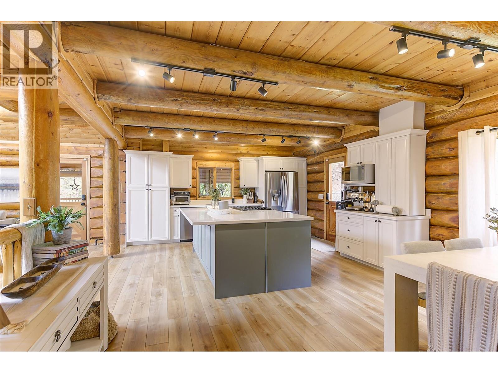 4220 6th Avenue, Peachland, British Columbia  V0H 1X5 - Photo 11 - 10390099