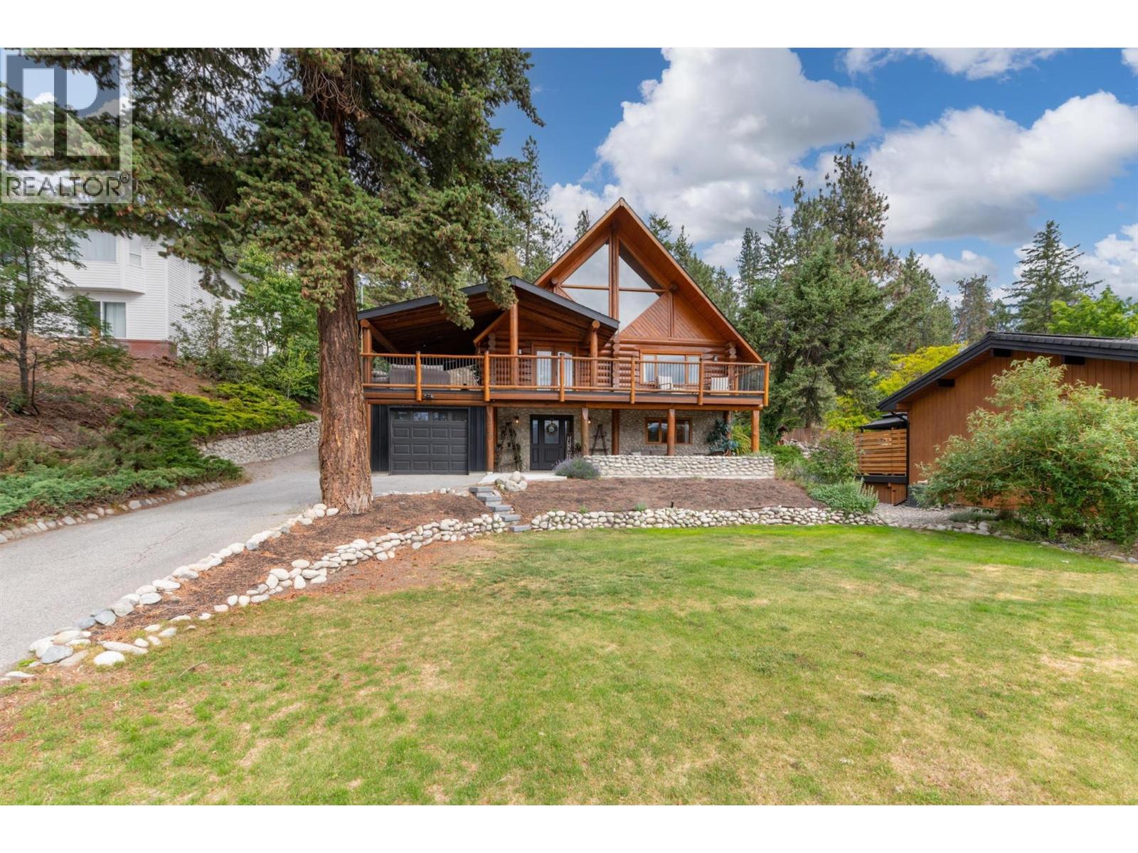4220 6th Avenue, Peachland, British Columbia  V0H 1X5 - Photo 2 - 10390099