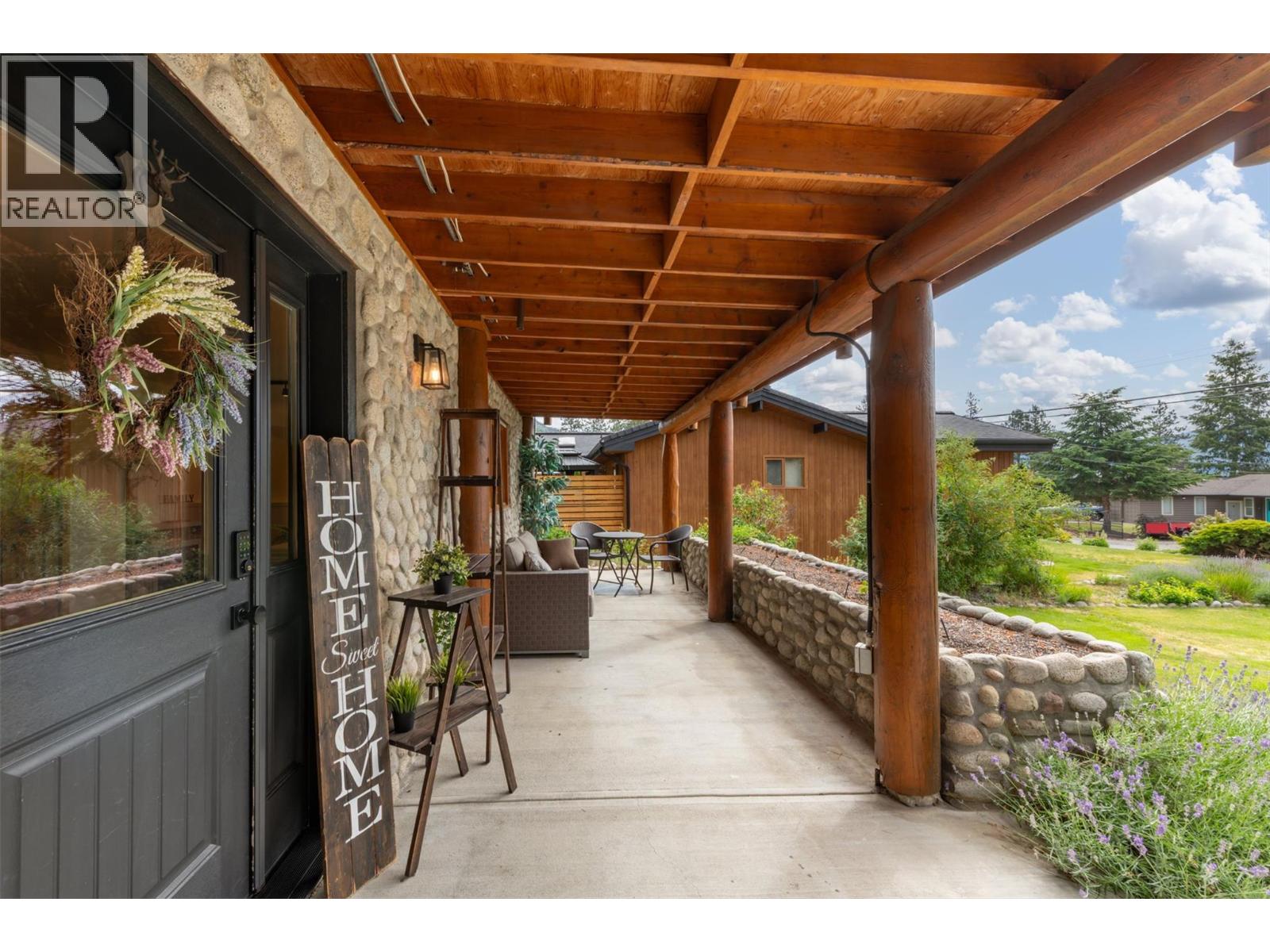 4220 6th Avenue, Peachland, British Columbia  V0H 1X5 - Photo 4 - 10390099