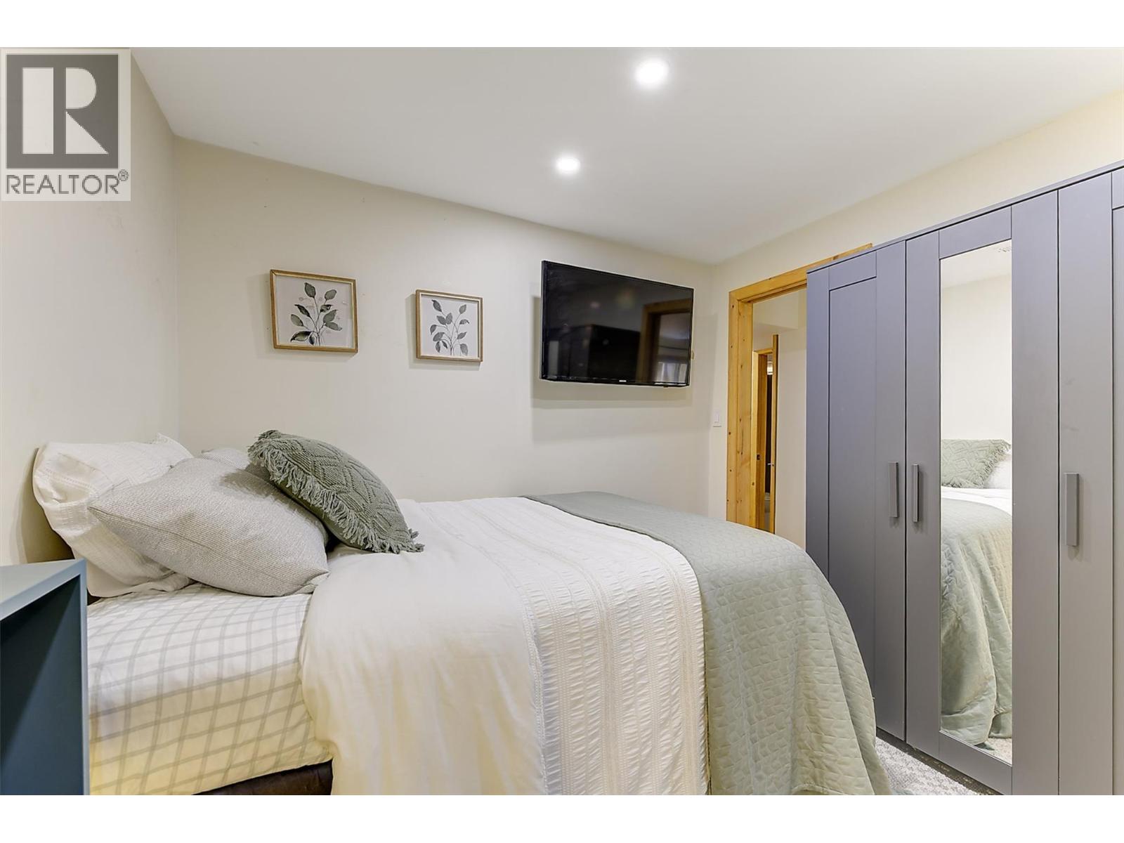 4220 6th Avenue, Peachland, British Columbia  V0H 1X5 - Photo 45 - 10390099
