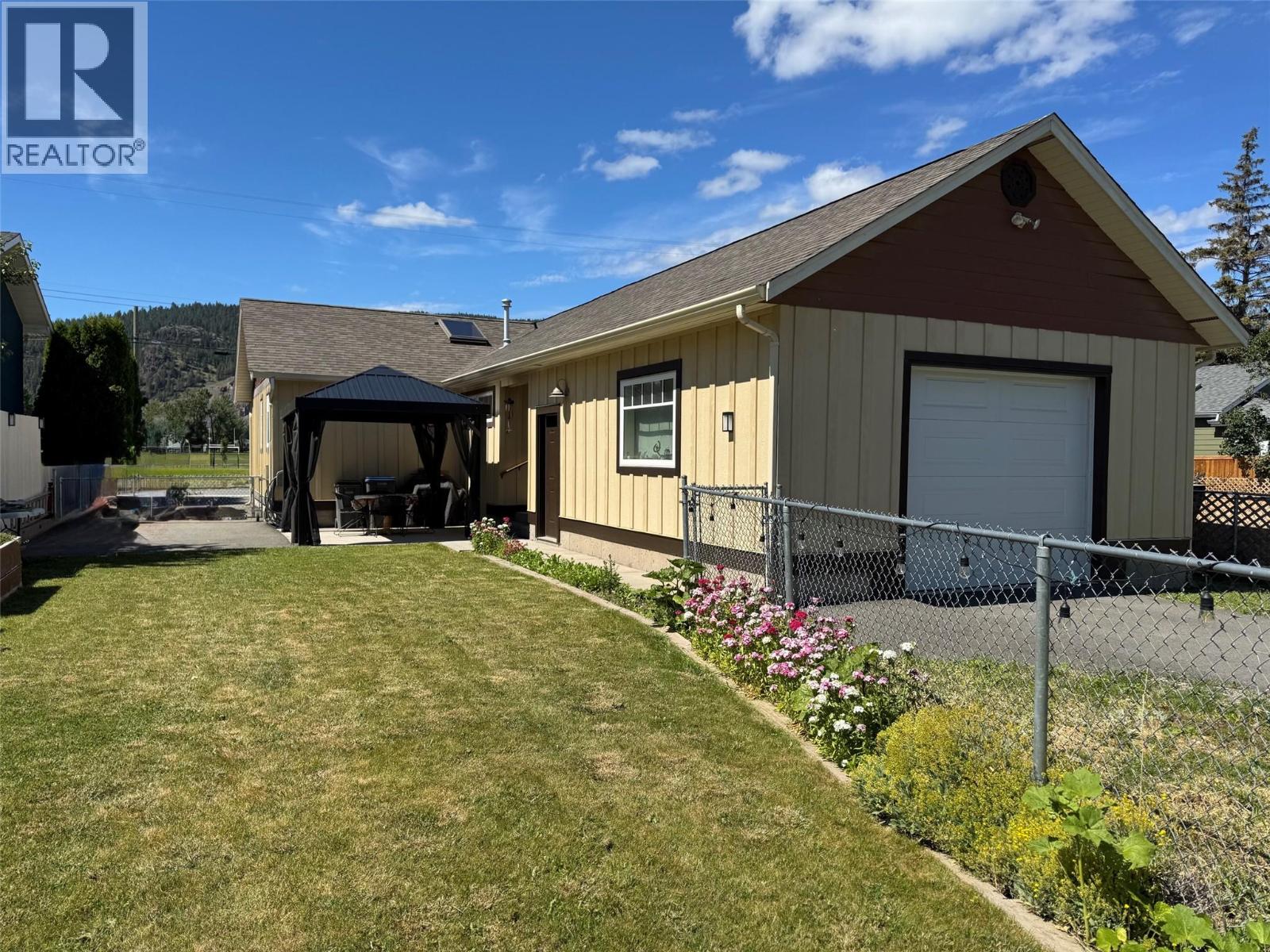 1451 Canford Avenue, Merritt, British Columbia  V1K 1B8 - Photo 24 - 10391081