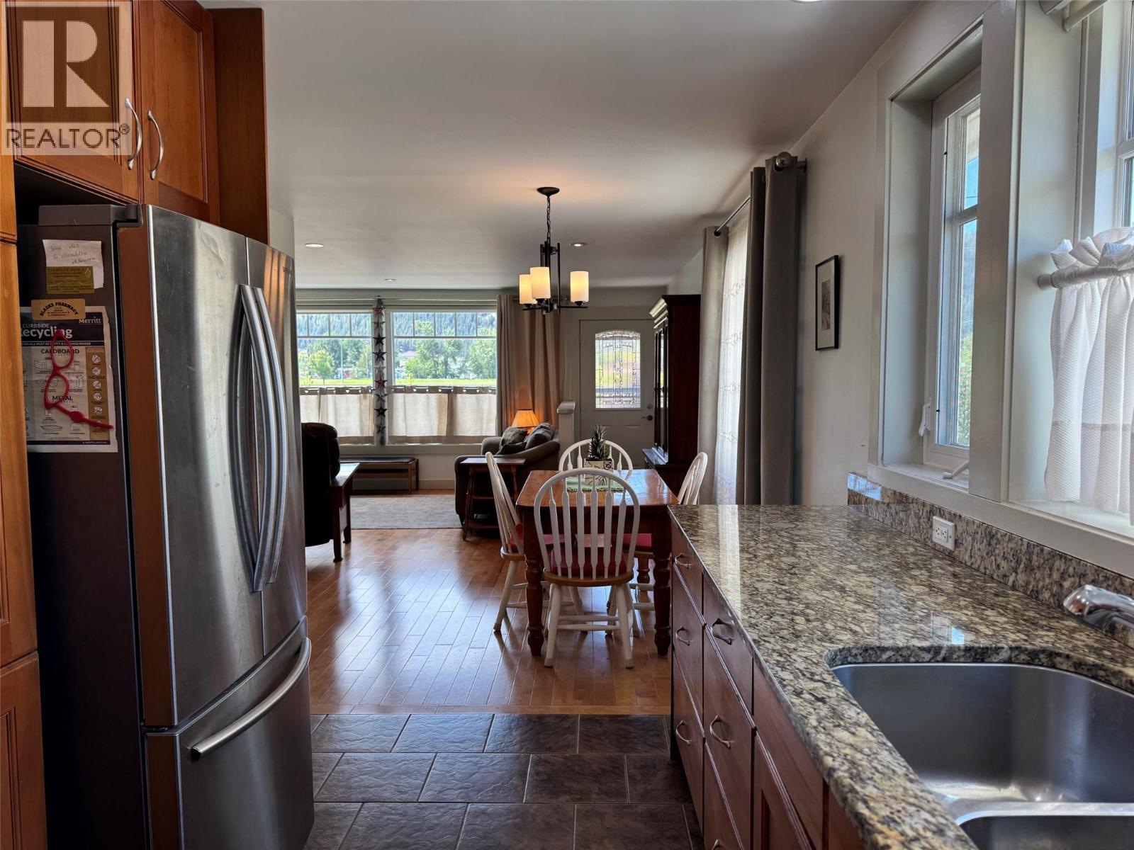 1451 Canford Avenue, Merritt, British Columbia  V1K 1B8 - Photo 7 - 10391081