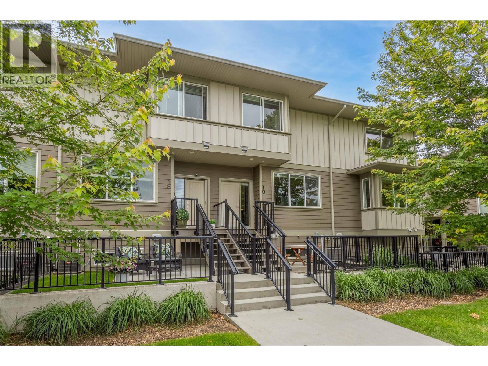 300 Drysdale Boulevard Unit# 19, Kelowna, British Columbia  V1V 3E6 - Photo 1 - 10389625