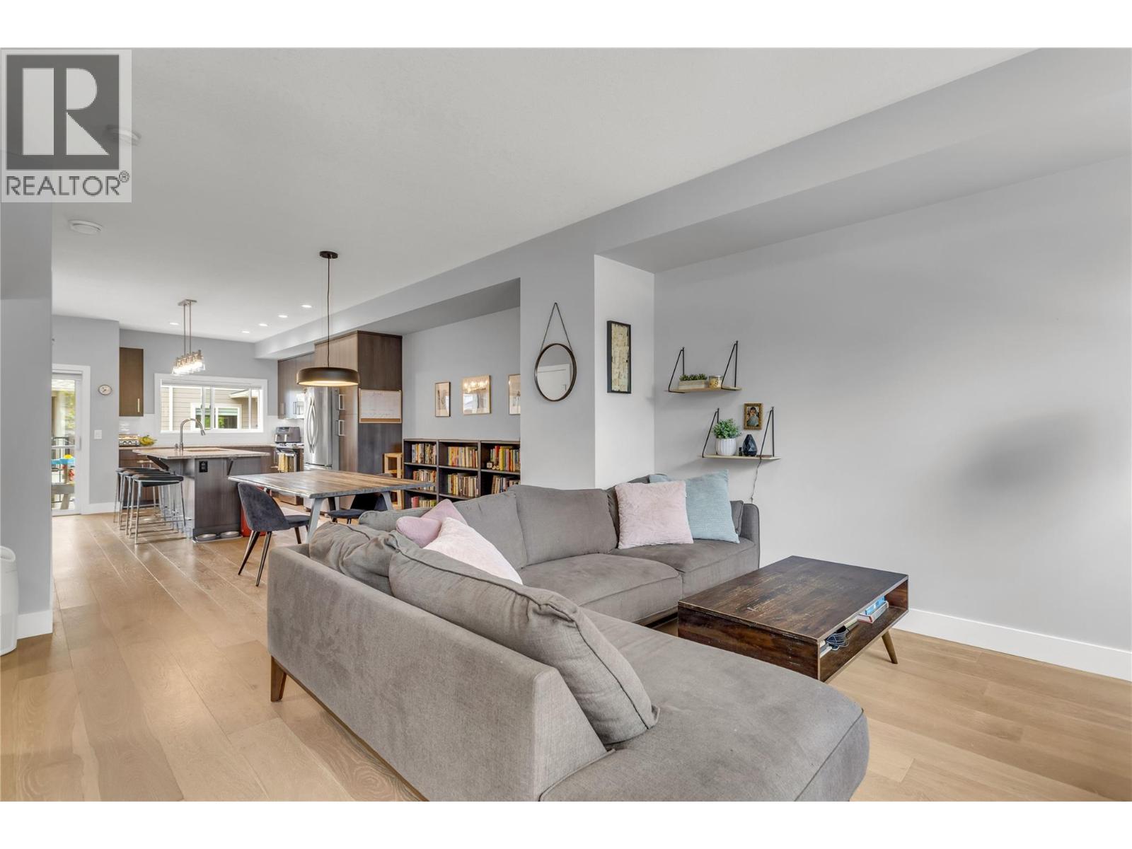 300 Drysdale Boulevard Unit# 19, Kelowna, British Columbia  V1V 3E6 - Photo 5 - 10389625