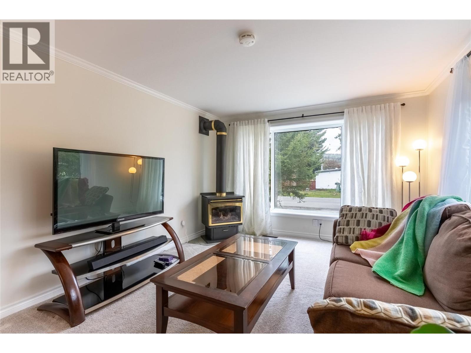 5 Copper Court, Logan Lake, British Columbia  V0K 1W0 - Photo 3 - 10391149
