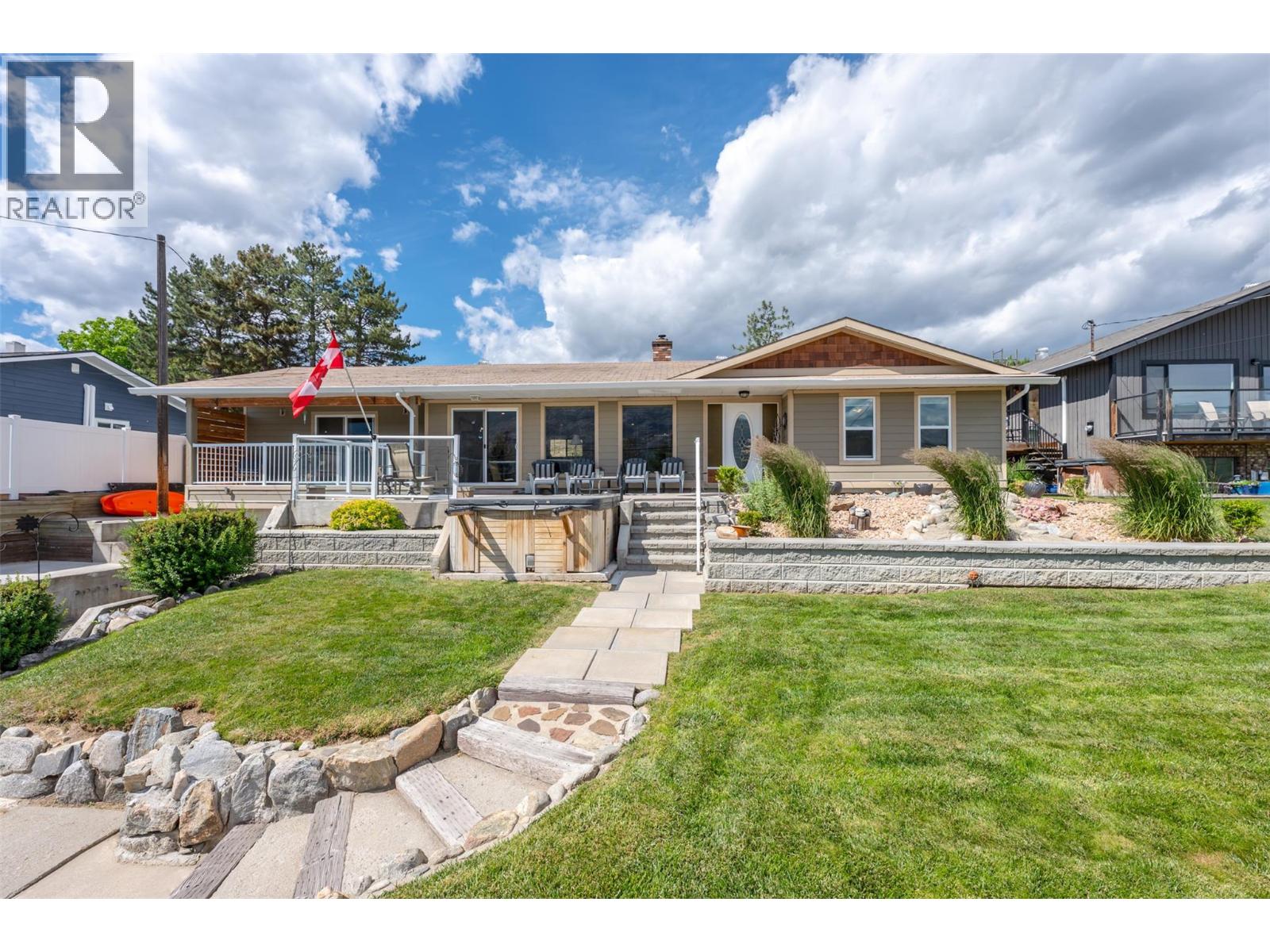 465 Pineview Drive, kaleden, British Columbia