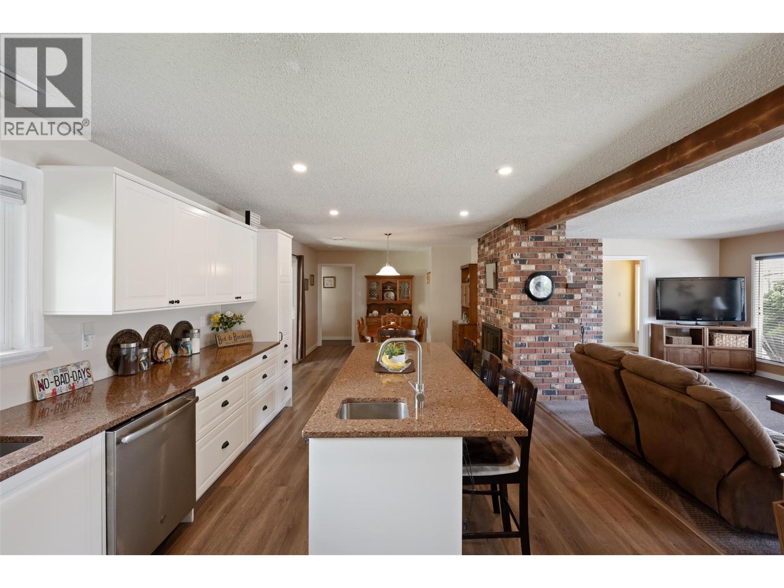 465 Pineview Drive, Kaleden, British Columbia  V0H 1K0 - Photo 11 - 10391177