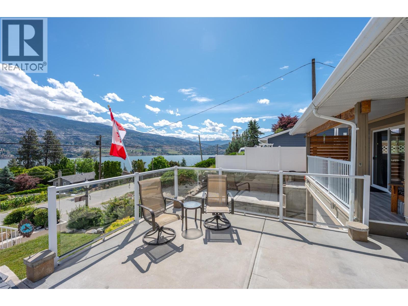 465 Pineview Drive, Kaleden, British Columbia  V0H 1K0 - Photo 3 - 10391177