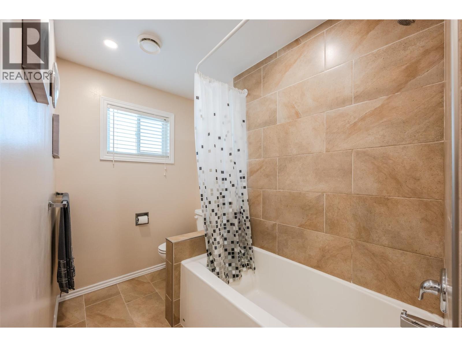 465 Pineview Drive, Kaleden, British Columbia  V0H 1K0 - Photo 32 - 10391177