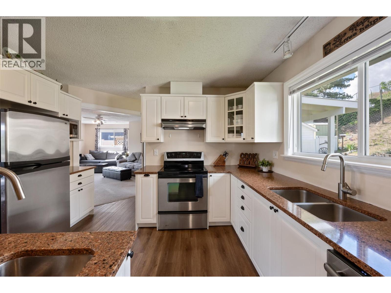 465 Pineview Drive, Kaleden, British Columbia  V0H 1K0 - Photo 7 - 10391177