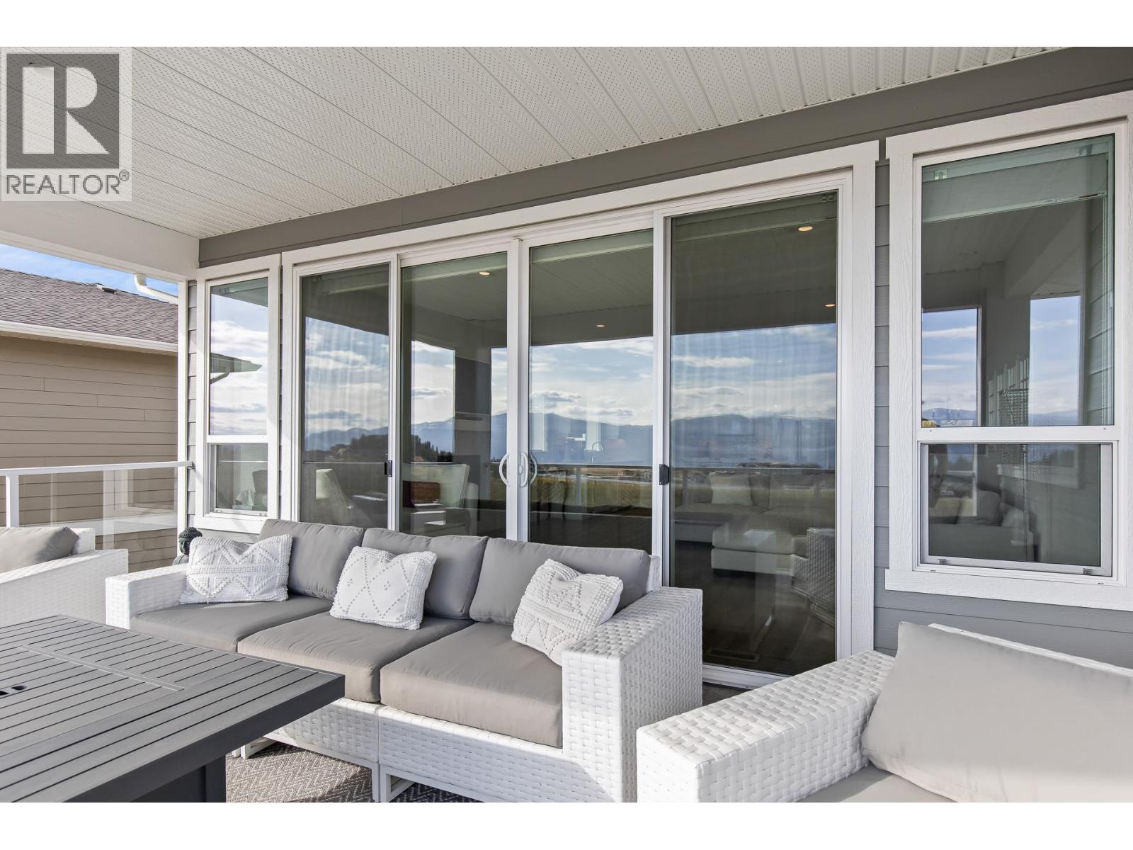 2612 Paramount Drive, West Kelowna, British Columbia  V4T 3N3 - Photo 18 - 10391172