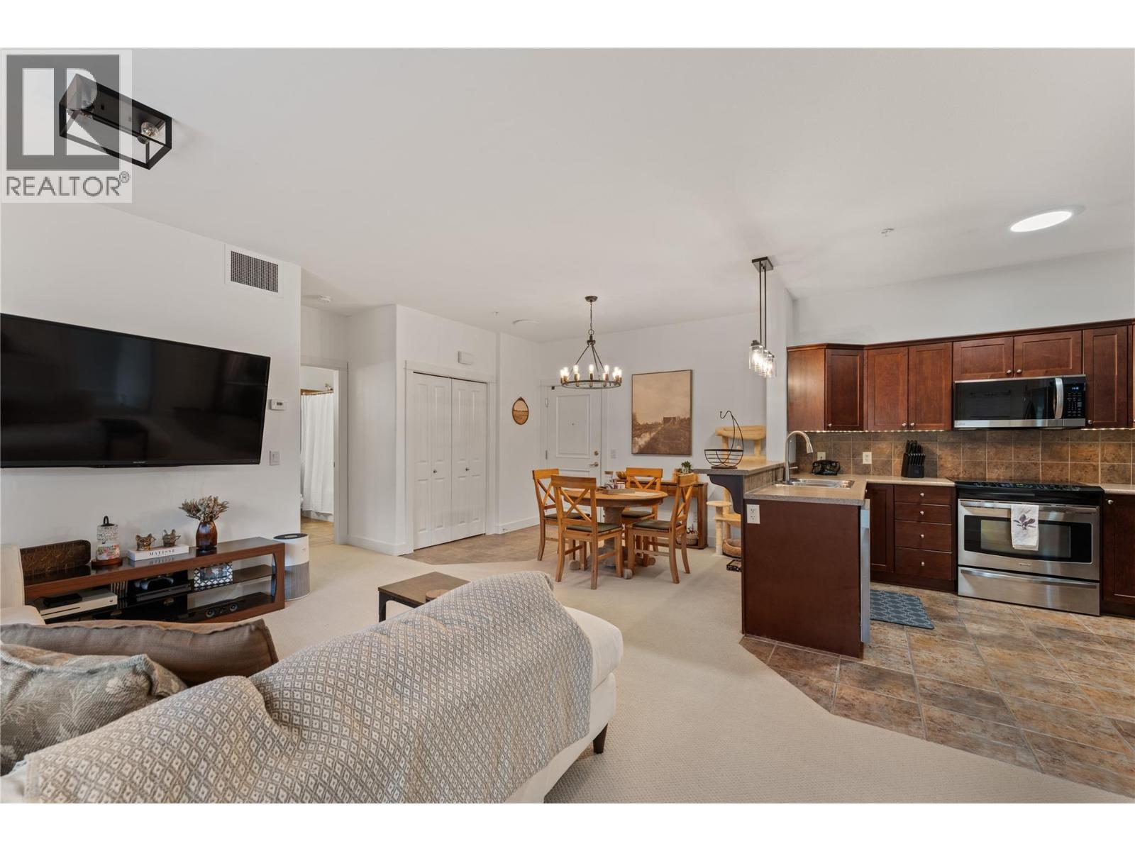 2611 Stillwater Way Unit# 114, Lake Country, British Columbia  V4V 2R3 - Photo 2 - 10391148