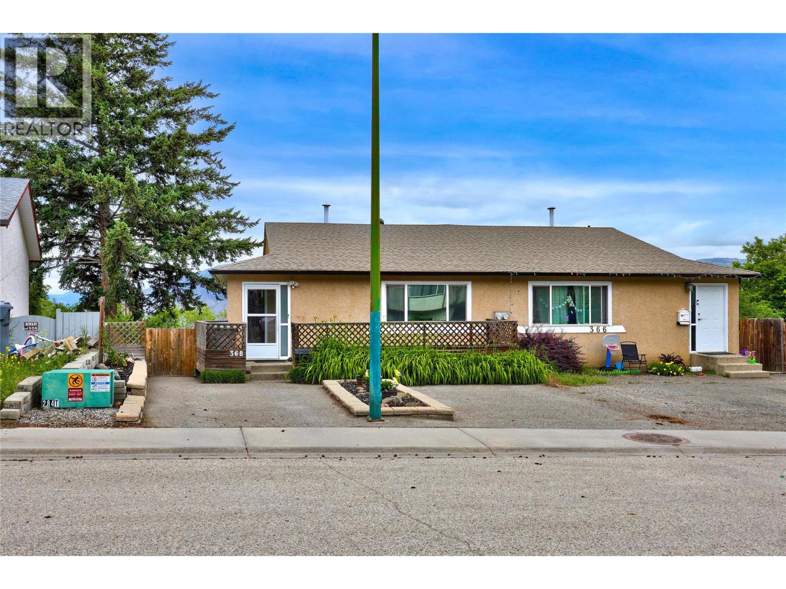368 WADDINGTON Drive, kamloops, British Columbia