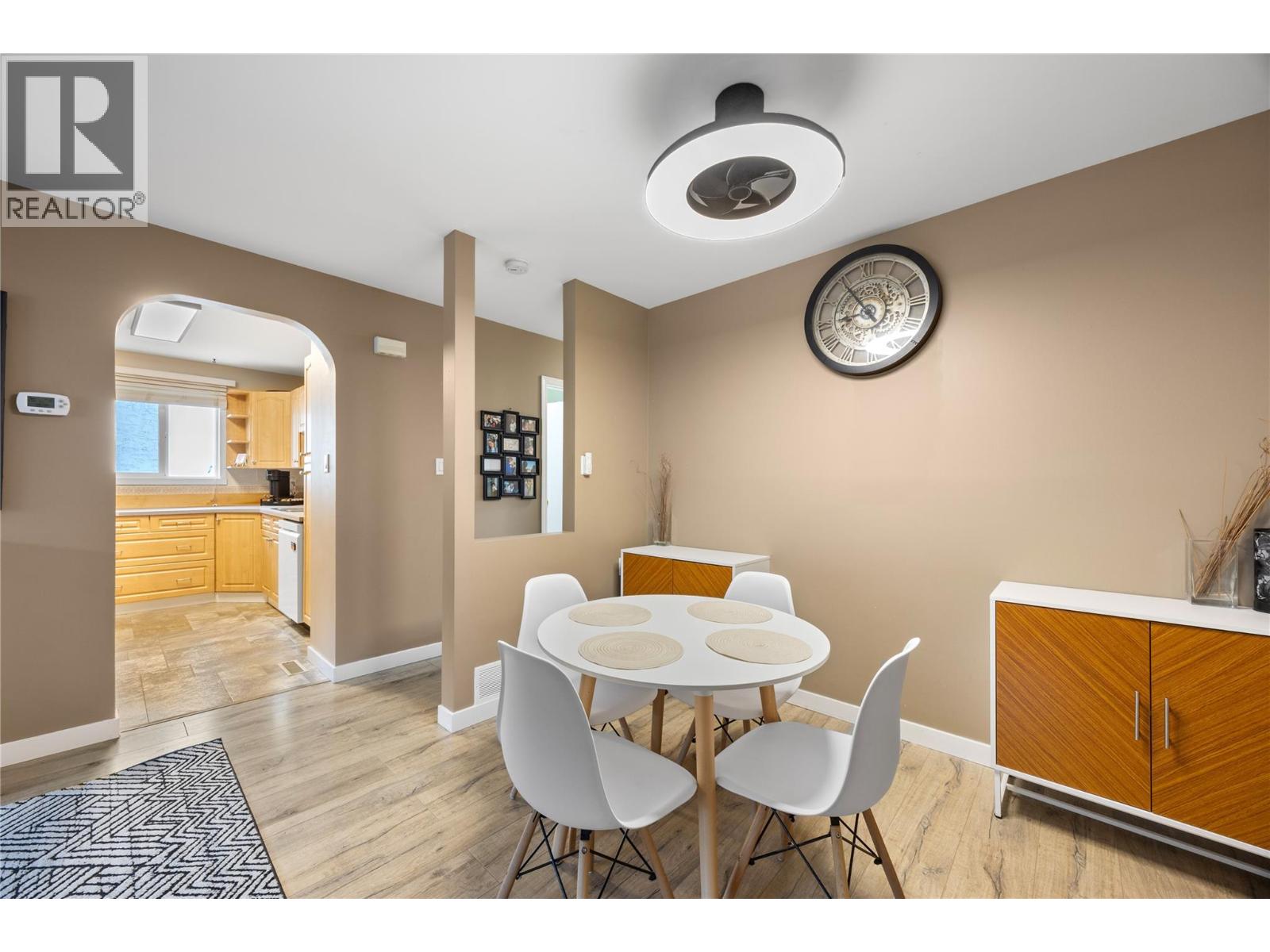 368 Waddington Drive, Kamloops, British Columbia  V2E 1M5 - Photo 11 - 10391034