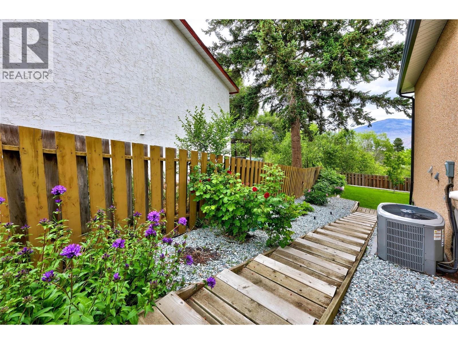 368 Waddington Drive, Kamloops, British Columbia  V2E 1M5 - Photo 33 - 10391034