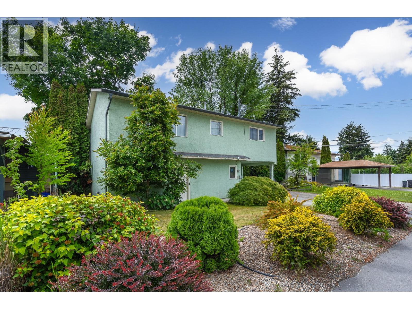 1812 46 Avenue, vernon, British Columbia