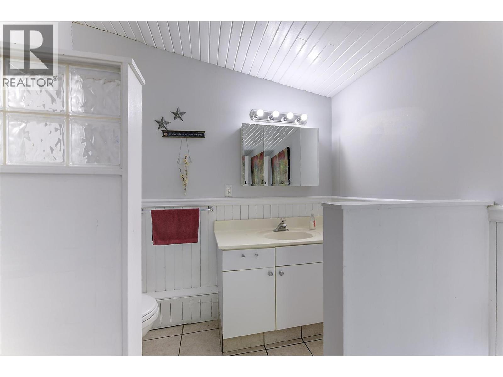 1778 Smithson Drive, Kelowna, British Columbia  V1Y 4E3 - Photo 12 - 10390408