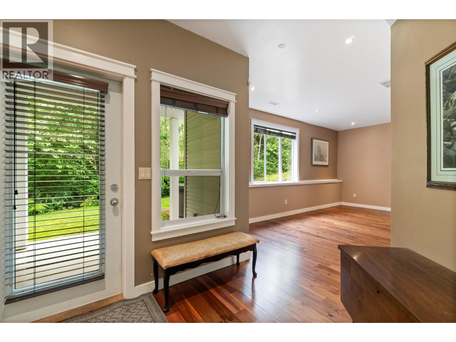 801 20th Street Ne Unit# 32, Salmon Arm, British Columbia  V1E 2R7 - Photo 37 - 10389230