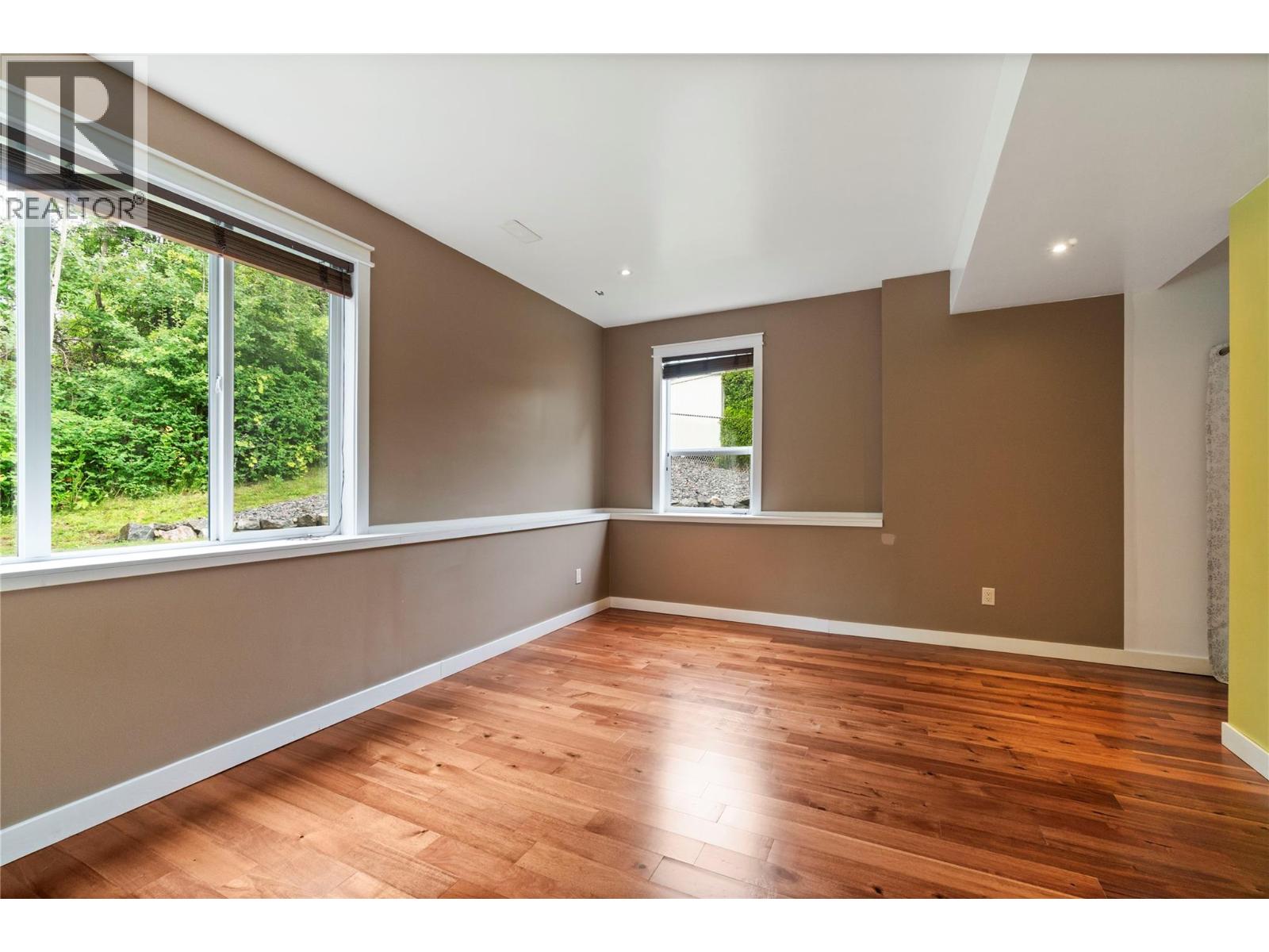 801 20th Street Ne Unit# 32, Salmon Arm, British Columbia  V1E 2R7 - Photo 45 - 10389230