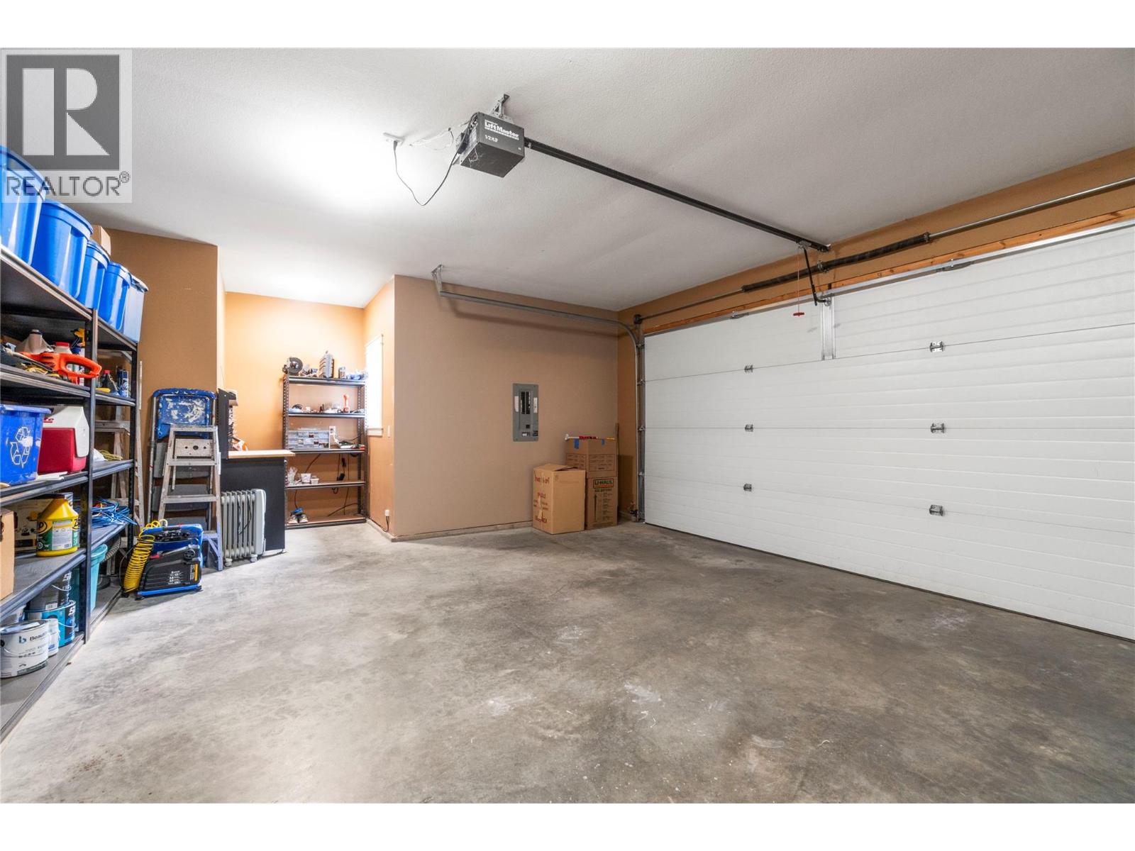 801 20th Street Ne Unit# 32, Salmon Arm, British Columbia  V1E 2R7 - Photo 48 - 10389230