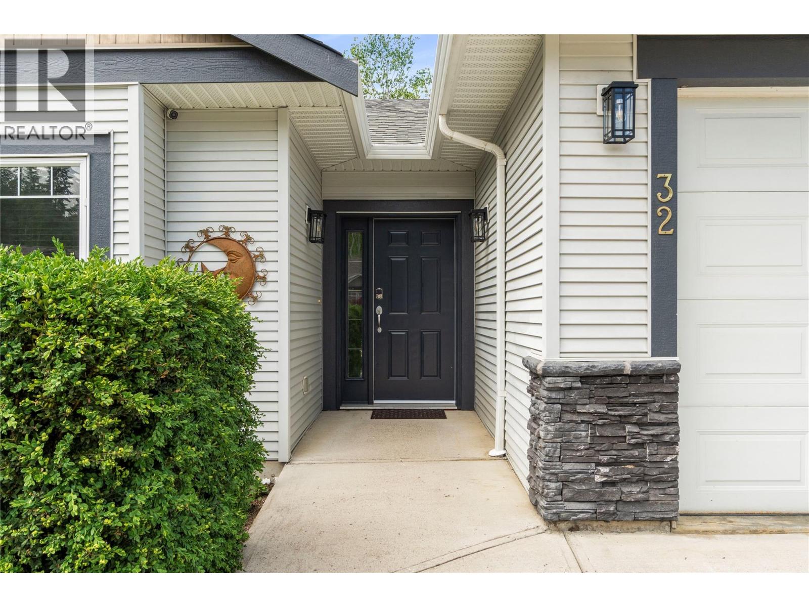 801 20th Street Ne Unit# 32, Salmon Arm, British Columbia  V1E 2R7 - Photo 7 - 10389230