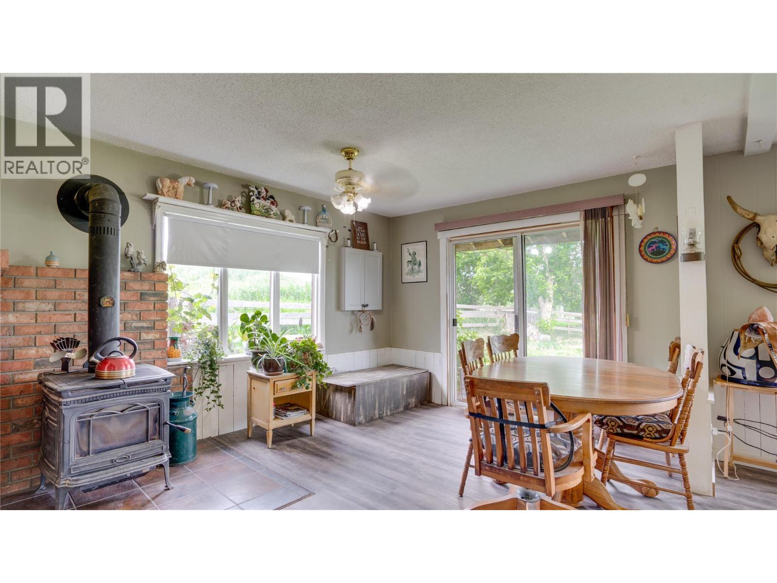 4878 Stepney Road, Spallumcheen, British Columbia  V4Y 0R7 - Photo 18 - 10391104