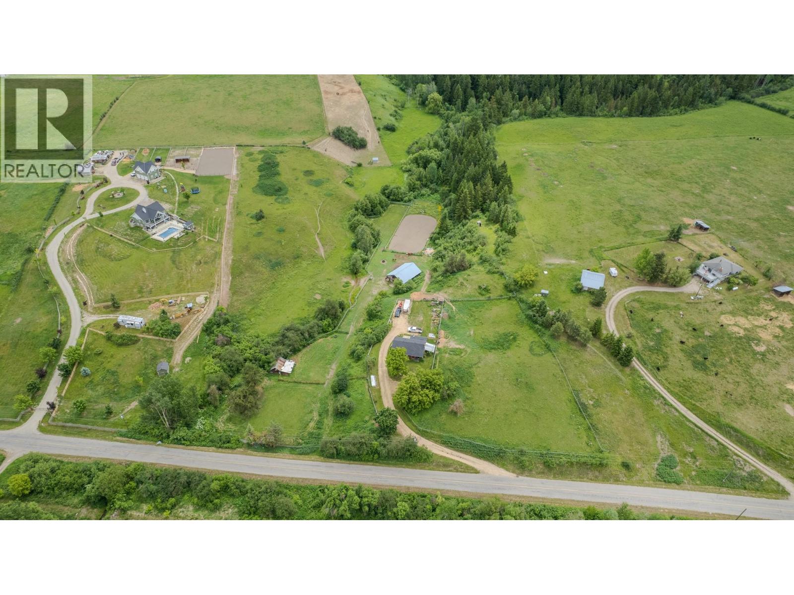4878 Stepney Road, Spallumcheen, British Columbia  V4Y 0R7 - Photo 3 - 10390912