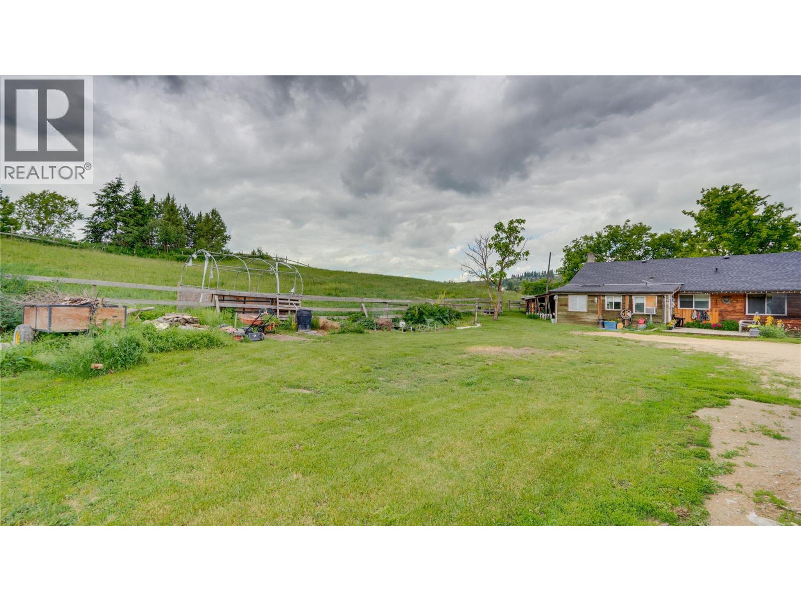 4878 Stepney Road, Spallumcheen, British Columbia  V4Y 0R7 - Photo 33 - 10390912
