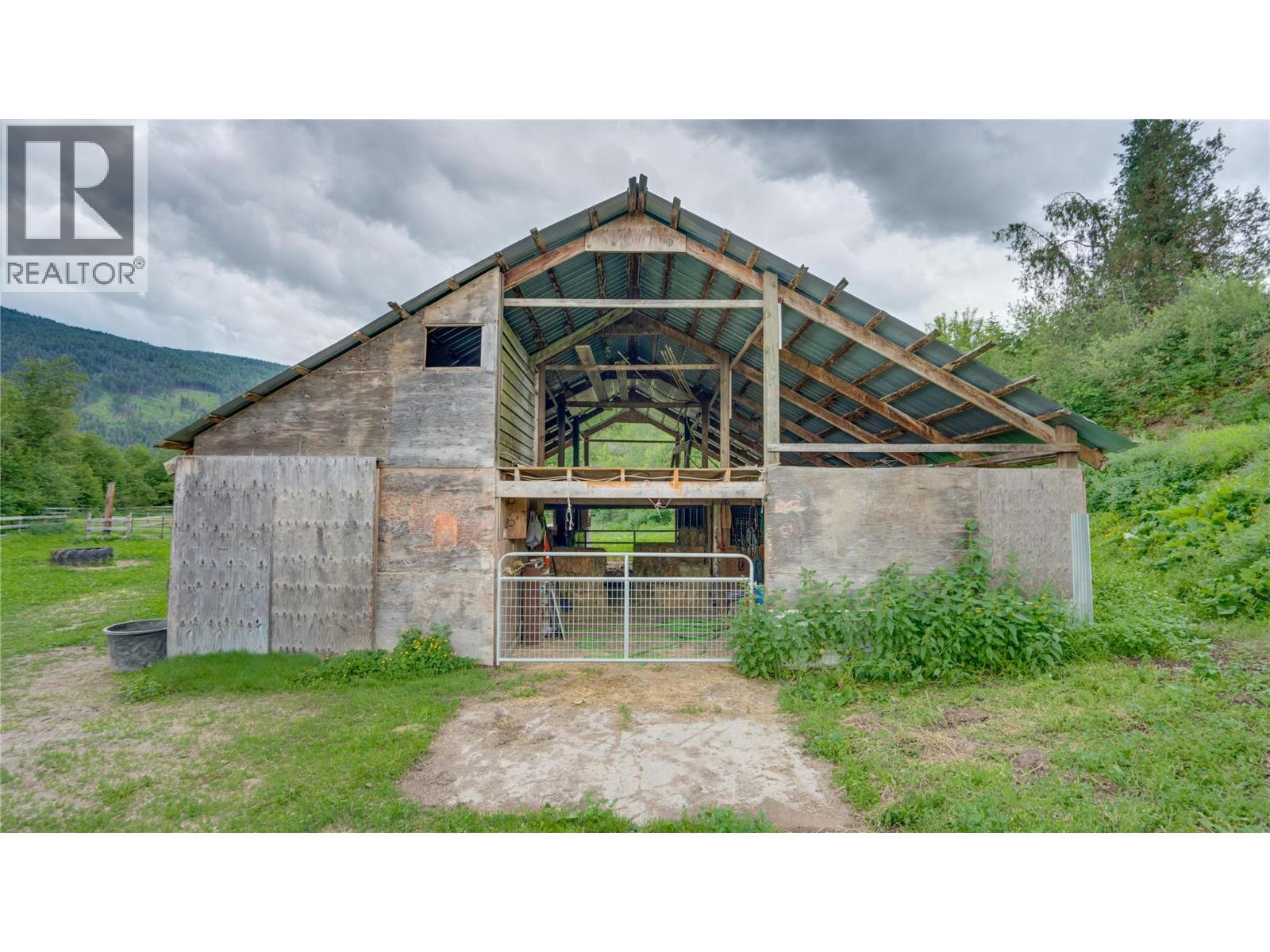 4878 Stepney Road, Spallumcheen, British Columbia  V4Y 0R7 - Photo 41 - 10390912