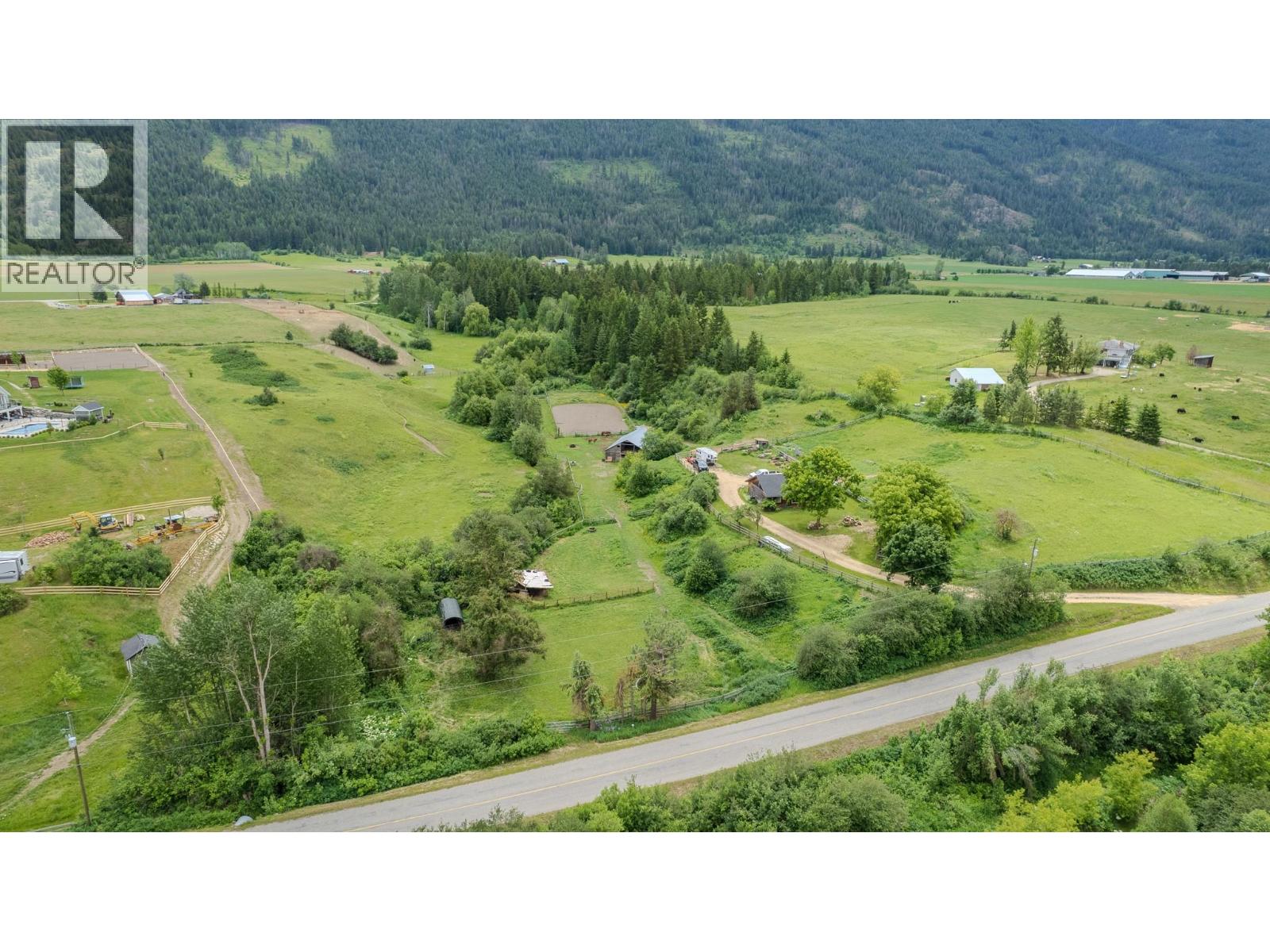 4878 Stepney Road, Spallumcheen, British Columbia  V4Y 0R7 - Photo 52 - 10390912