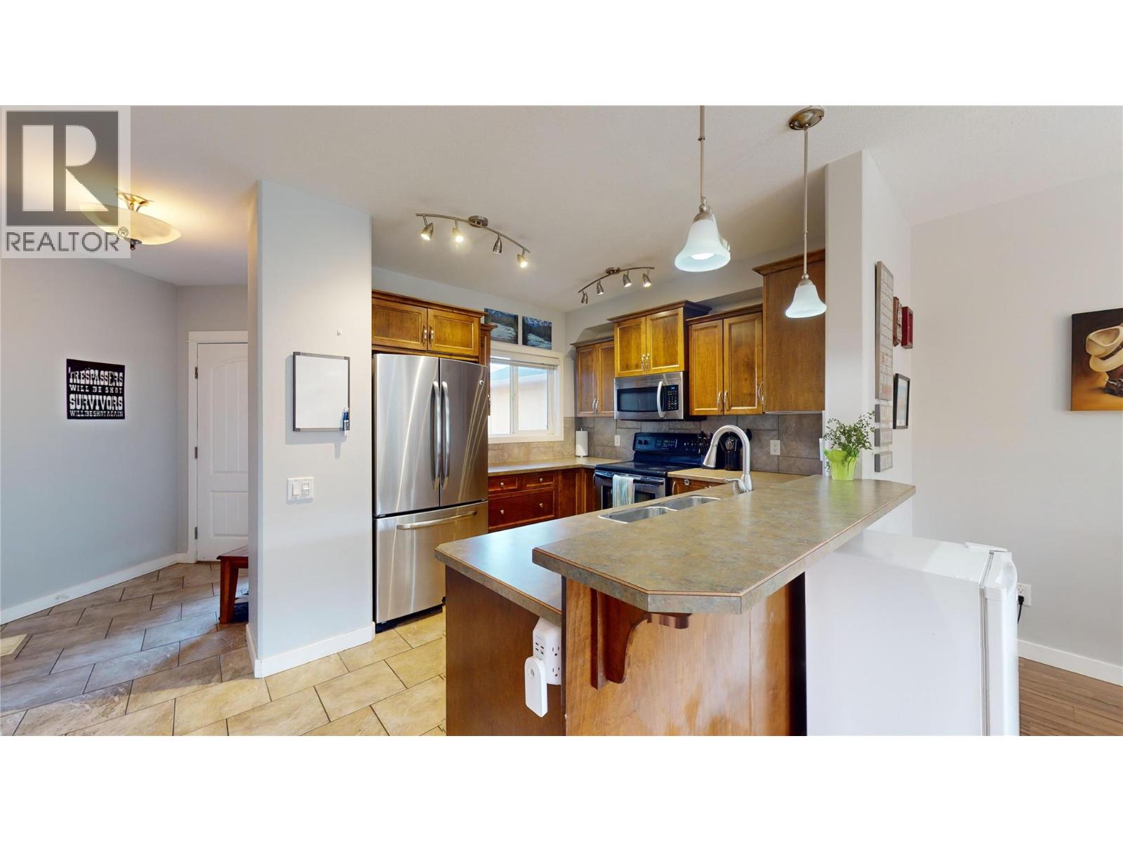 218 Glen Park Drive Unit# 21, Kelowna, British Columbia  V1V 2W3 - Photo 2 - 10390560